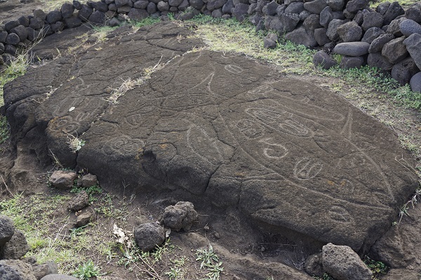 bedrock petroglyphs